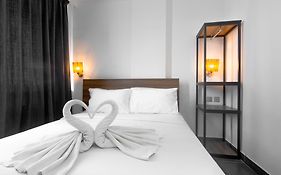 Tune Hotel - Waterfront Kuching